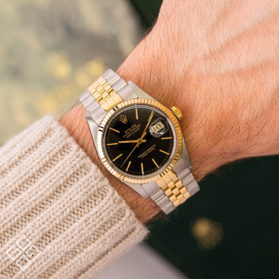 Rolex Datejust 36 Black | 16013 | Collectors Set | Like New | Full Set