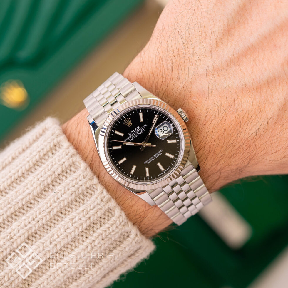 Rolex Datejust 36 Black | 126234 | Jubilee | Full Set