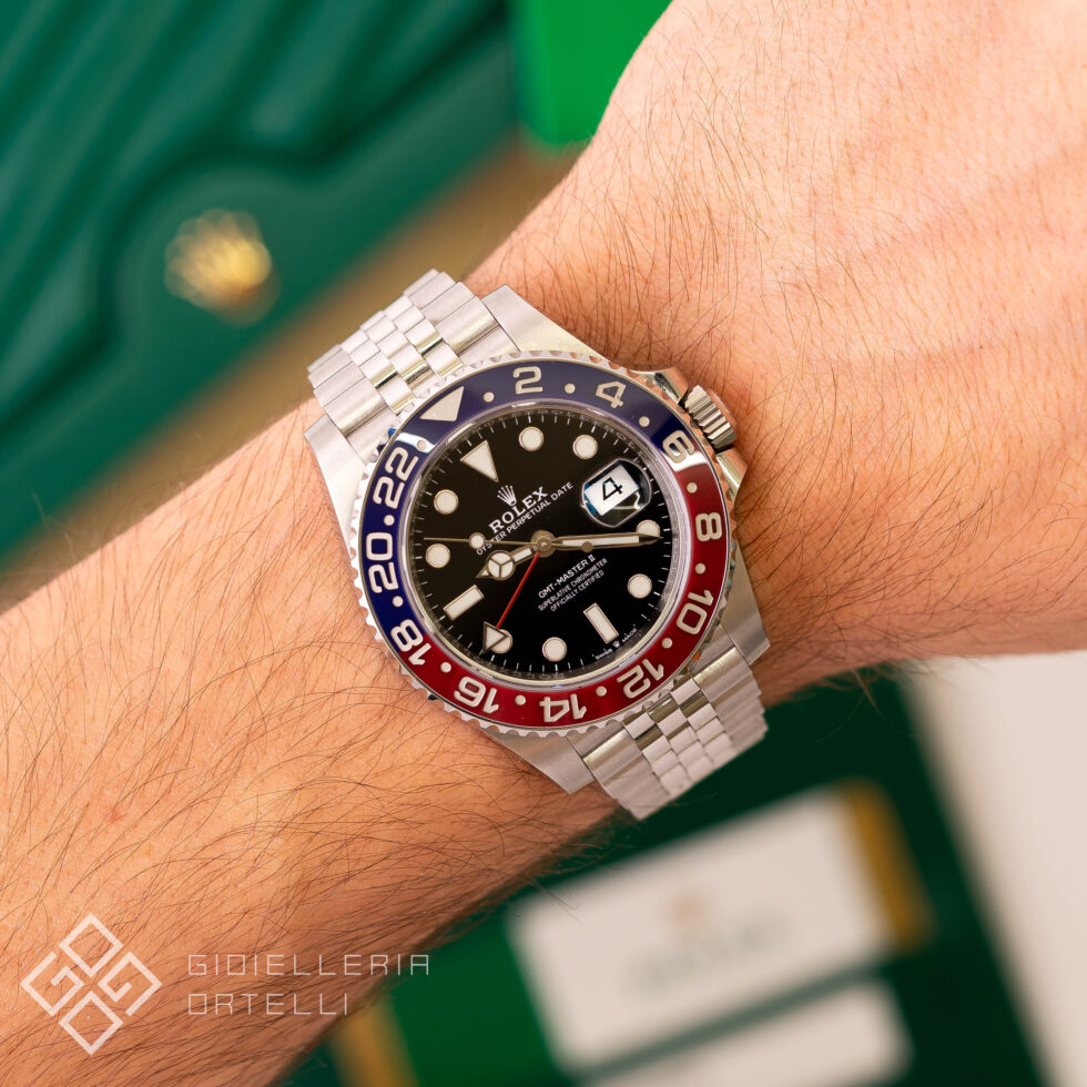 Rolex GMT-Master II Pepsi | 126710BLRO | Full Set | Mai lucidato