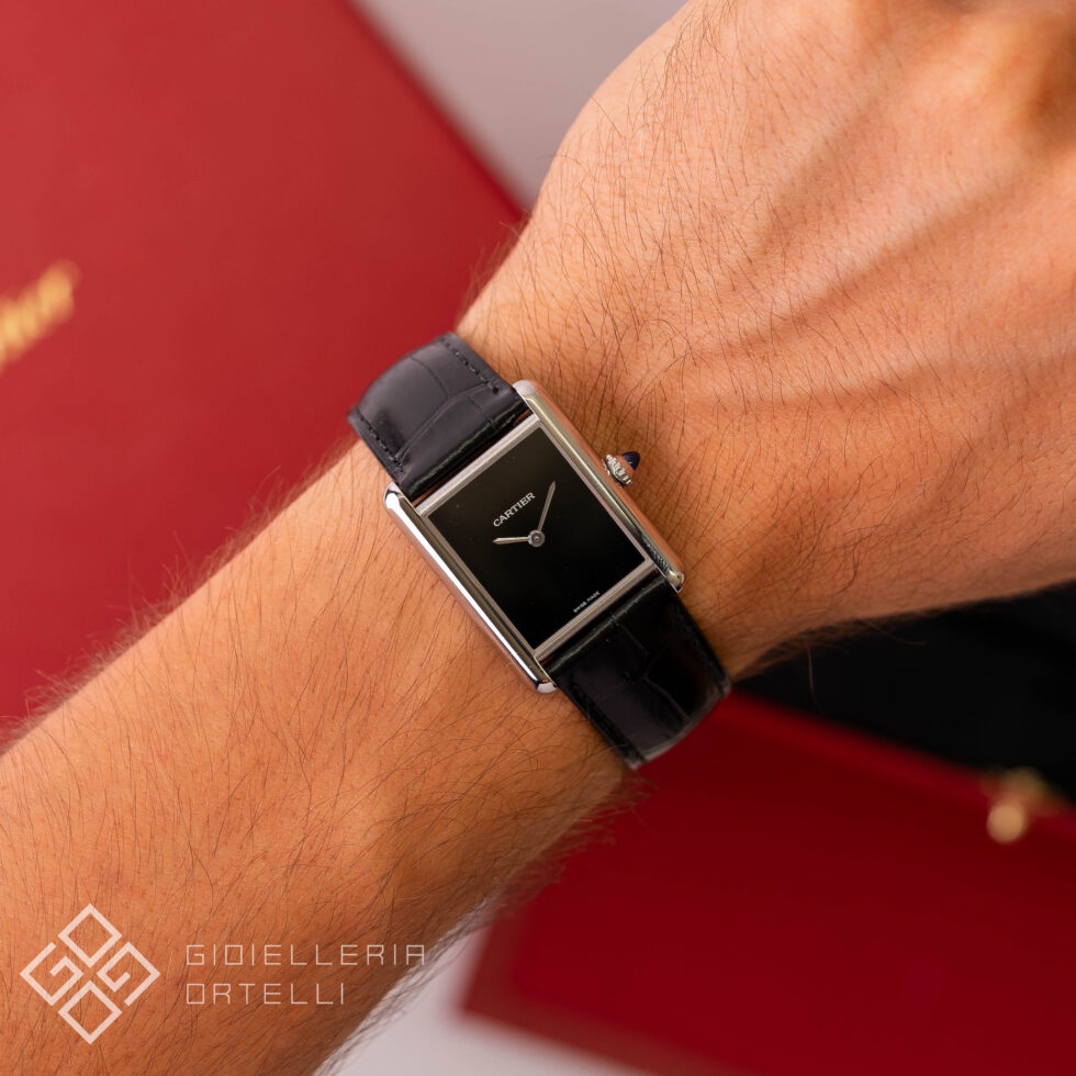 Cartier Tank Must Black Cartier WSTN0072 | Full Set | Like New