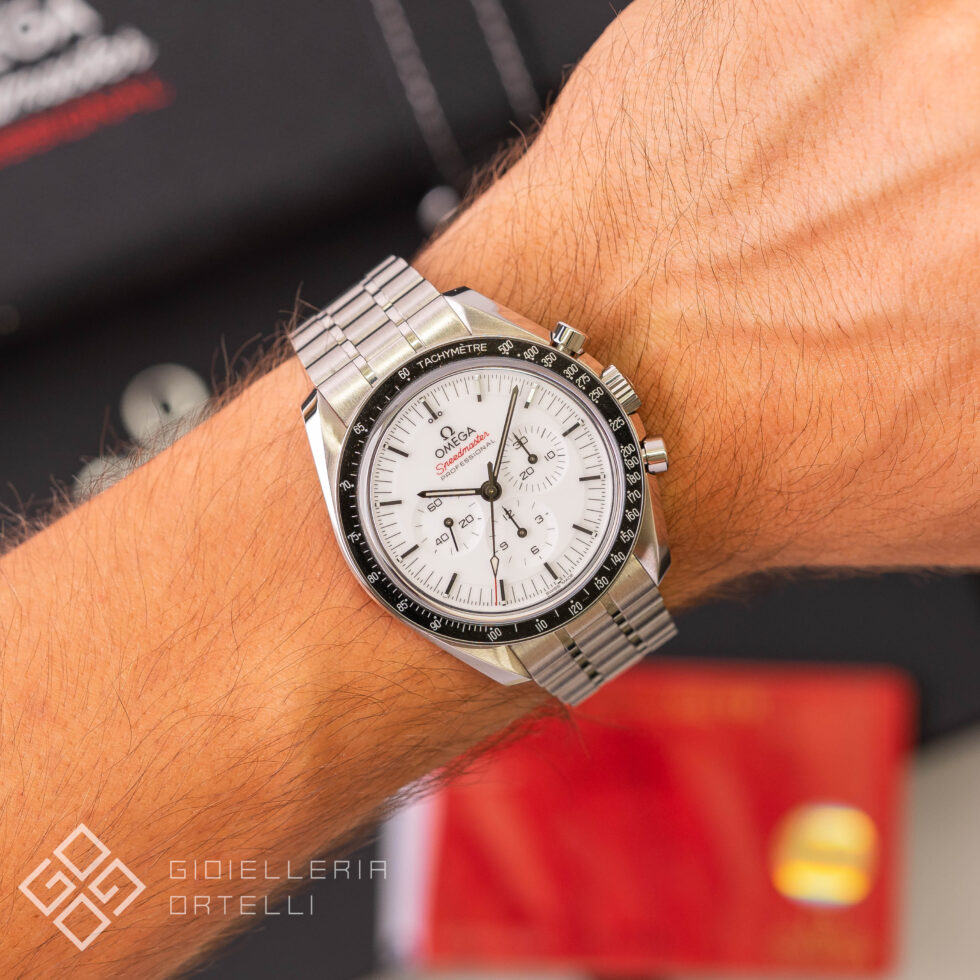 Omega Speedmaster Moonwatch Professional White 310.30.42.50.04.001 | Bianco | Full Set | Mai Indossato